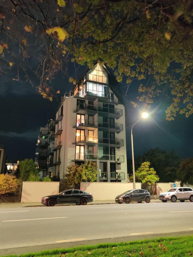 Latimer Loft - Christchurch Holiday Homes Zewnętrze zdjęcie