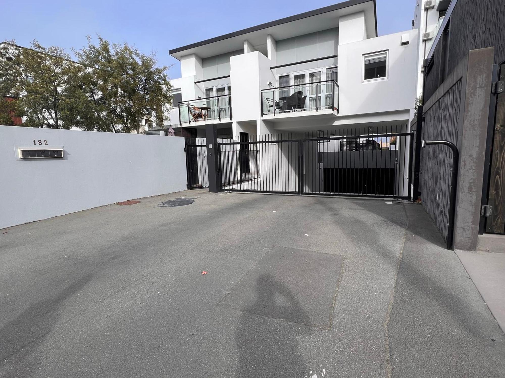 Latimer Loft - Christchurch Holiday Homes Zewnętrze zdjęcie